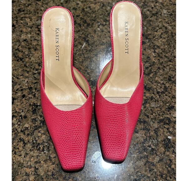 Karen Scott Vtg Lyric Mule Heels Fuchsia Snake Skin Sexy School Girl Edgy Chic - Picture 1 of 7